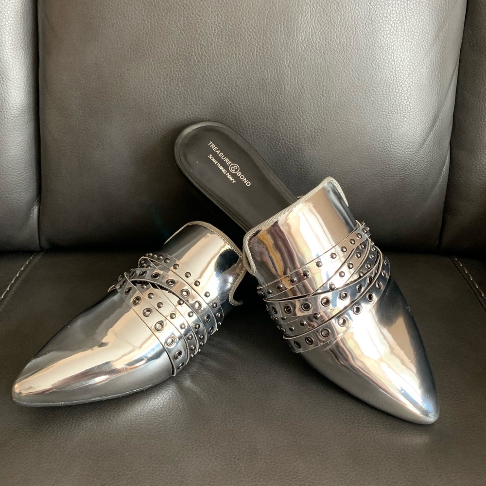 7 -1/2 Treasure & Bond Flats - Silver - Worn once